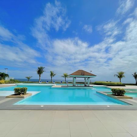 Arterra Seaview Resort Lapu-Lapu City Esterno foto