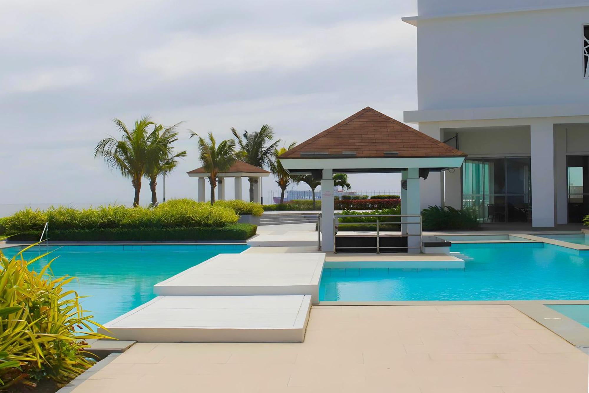 Arterra Seaview Resort Lapu-Lapu City Esterno foto